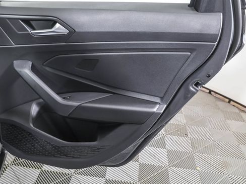 Used 2026 Volkswagen Jetta Sport FWD image 39