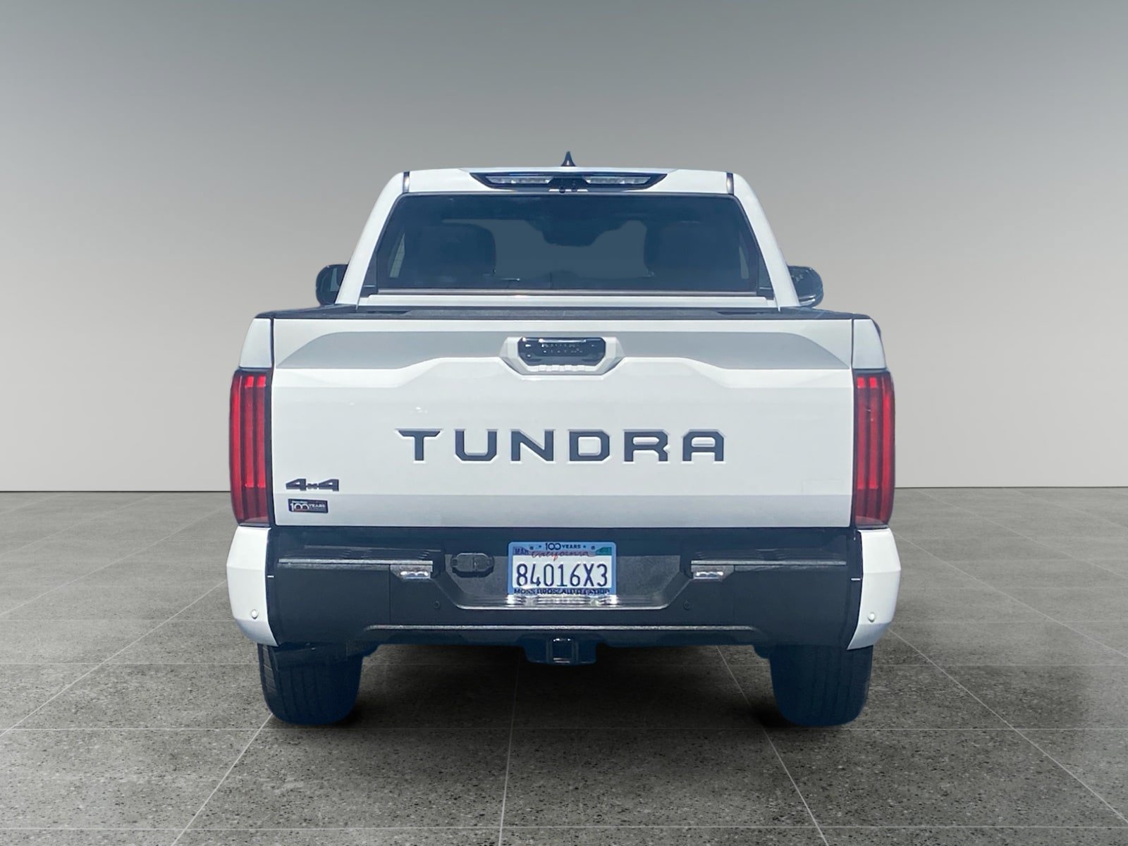 Used 2024 Toyota Tundra Limited AWD/4WD image 4