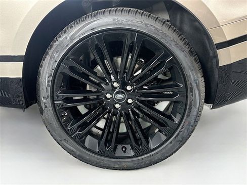 New 2026 Land Rover Range Rover Velar Dynamic SE image 29