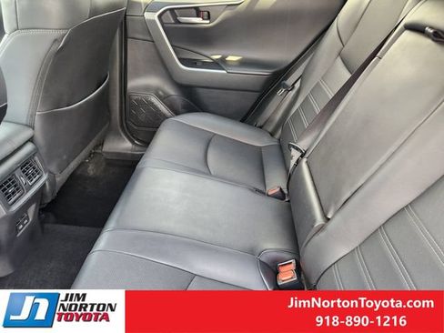 Used 2023 Toyota RAV4 Limited AWD/4WD image 31
