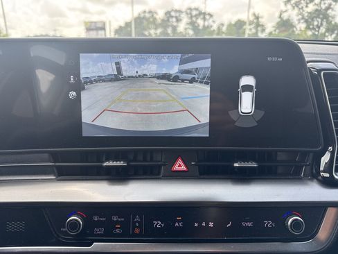 Certified 2025 Kia Sportage EX FWD image 31
