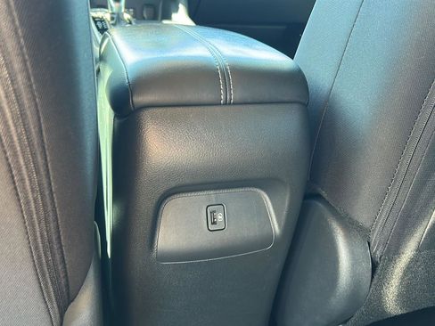 Used 2024 Nissan Sentra SV FWD image 20