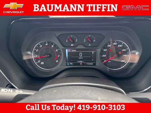 Used 2017 Chevrolet Camaro LT w/ RS Package RWD image 9