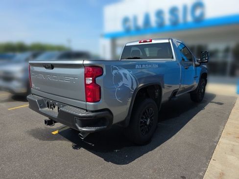 Used 2025 Chevrolet Silverado 3500 W/T AWD/4WD image 4