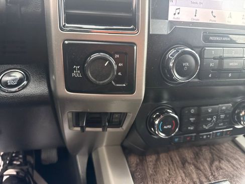 Used 2019 Ford F250 Lariat w/ Lariat Ultimate Package image 36