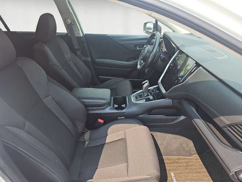 Used 2022 Subaru Outback Premium AWD/4WD image 15