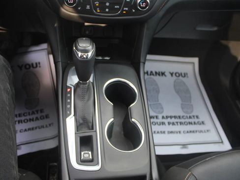 Used 2018 Chevrolet Equinox Premier image 26