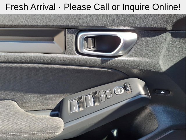 Used 2025 Honda Civic Sport image 11