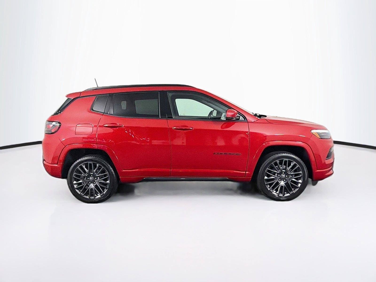 Used 2022 Jeep Compass Limited w/ (RED) Package AWD/4WD image 12