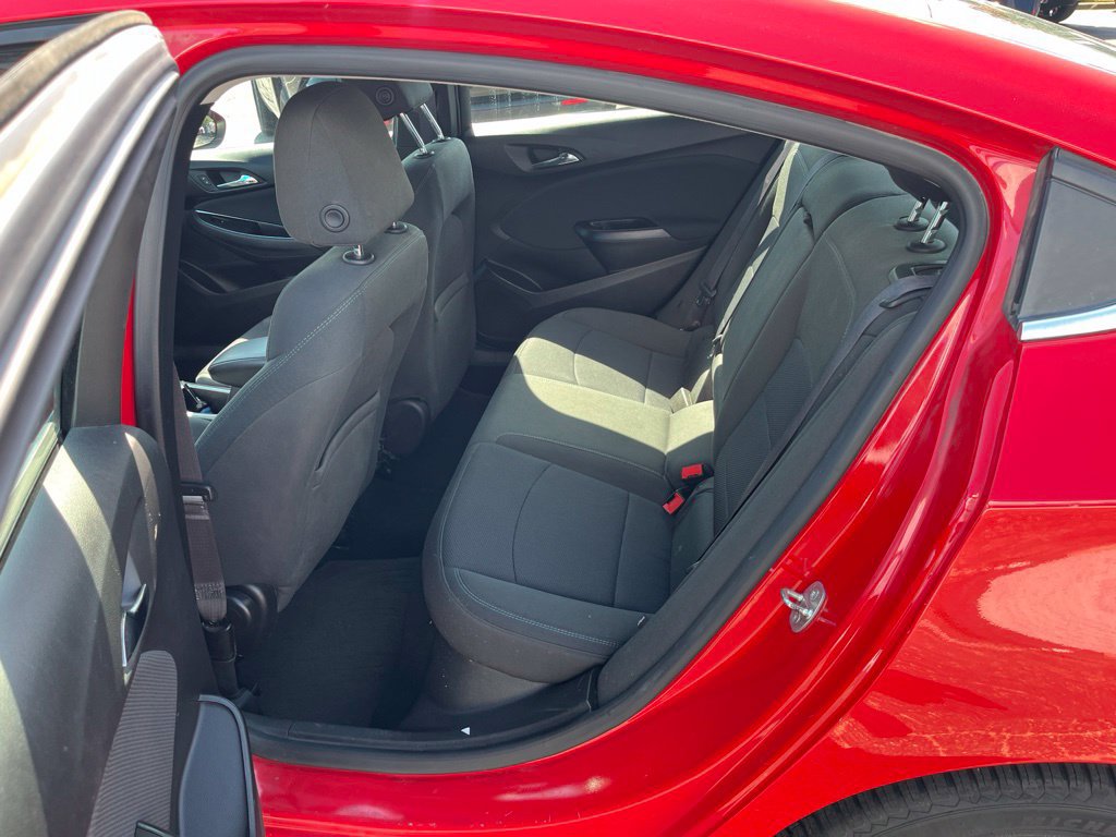 Used 2016 Chevrolet Cruze LT FWD image 13