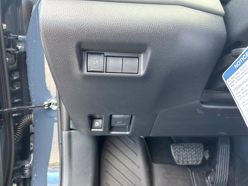 Used 2026 Toyota RAV4 SE w/ Weather Package AWD/4WD image 22
