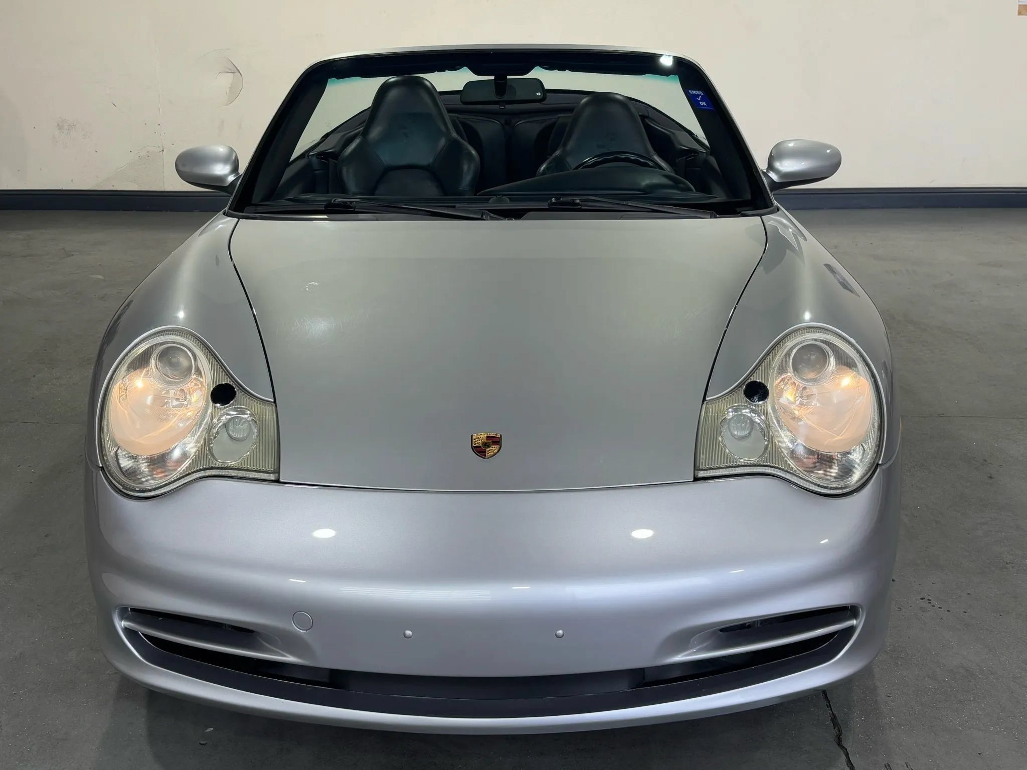 Used 2004 Porsche 911 Cabriolet image 2