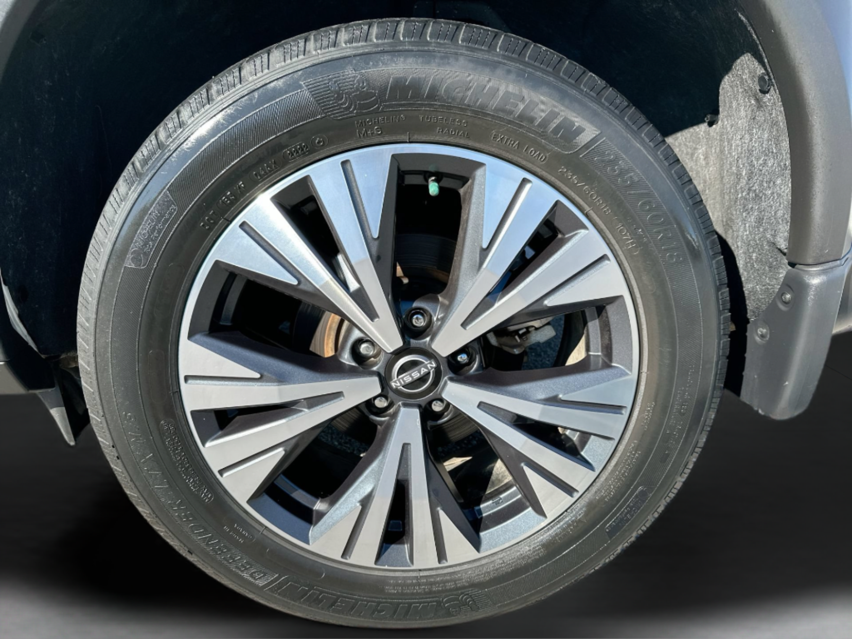 Used 2023 Nissan Rogue SV FWD image 29