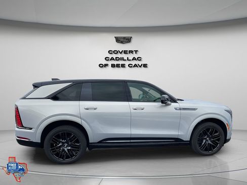 Used 2025 Cadillac Escalade IQ Sport 2 w/ LPO, ONYX Package image 10