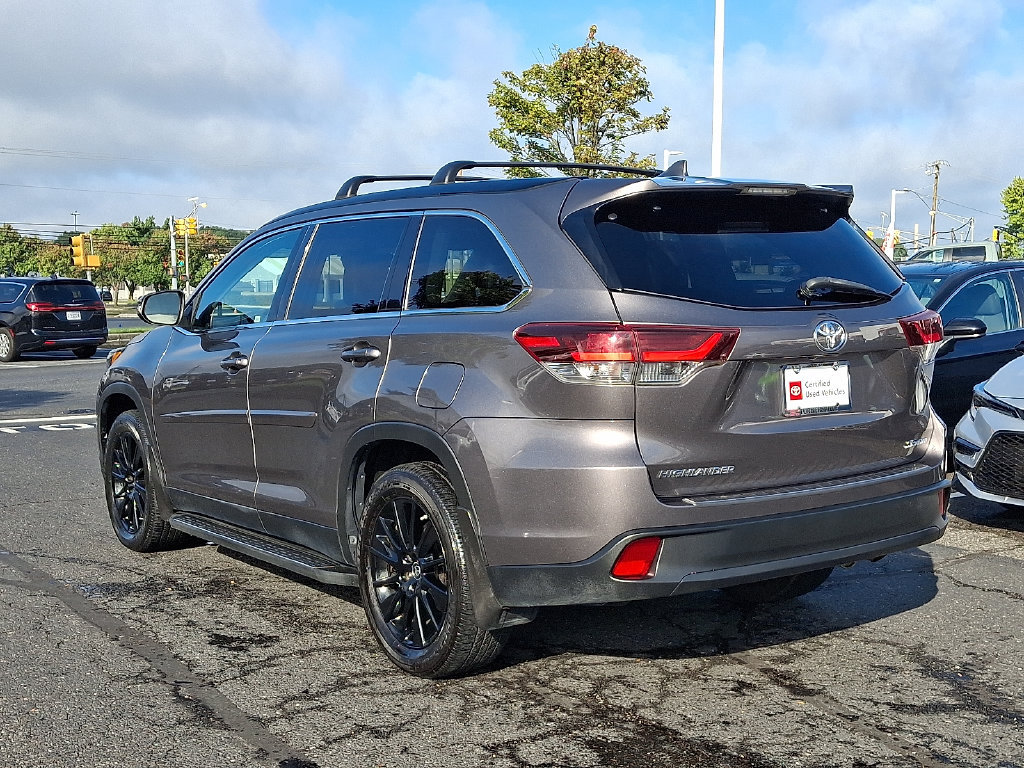 Certified 2019 Toyota Highlander SE AWD/4WD image 4