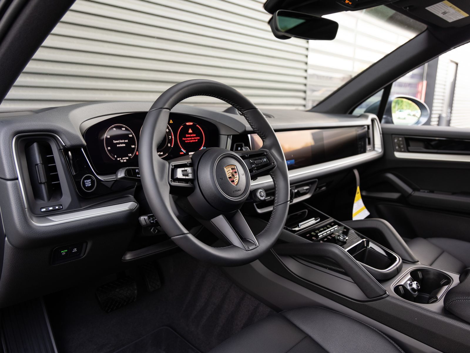 Certified 2026 Porsche Cayenne AWD/4WD image 4