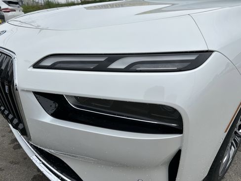 New 2025 BMW i7 xDrive60 image 22