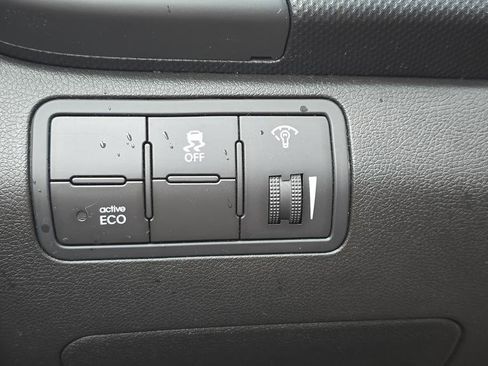 Used 2017 Hyundai Accent SE FWD image 24