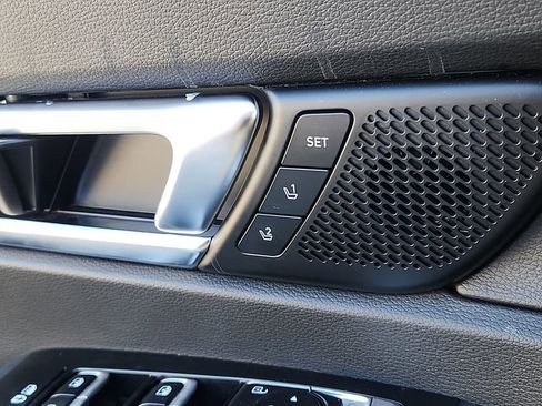 Used 2022 Kia Telluride SX w/ SX Prestige Package image 27