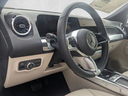Certified 2026 Mercedes-Benz GLB 250 image 8