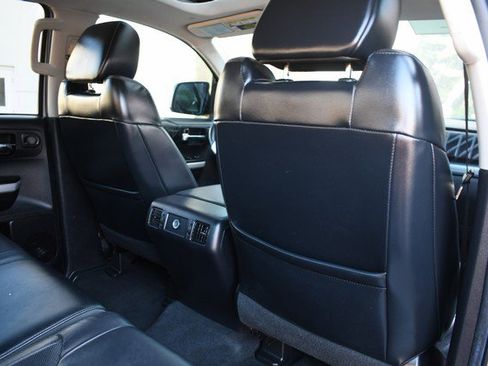 Certified 2020 Toyota Tundra Platinum image 28