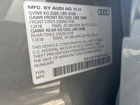 Used 2024 Audi Q3 2.0T Premium AWD/4WD image 37