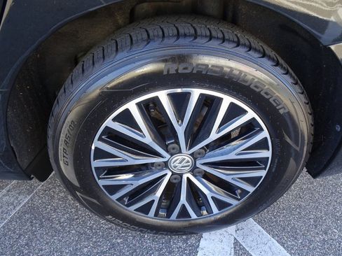 Used 2019 Volkswagen Jetta SE image 35