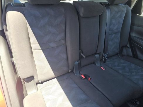 Used 2016 Nissan Rogue S FWD image 25