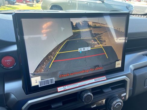 New 2025 Toyota Tacoma TRD Off-Road image 18