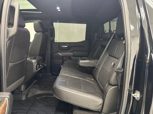 Used 2020 Chevrolet Silverado 1500 High Country w/ Technology Package AWD/4WD image 29