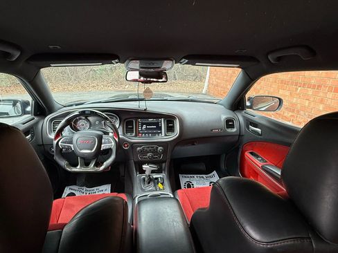 Used 2018 Dodge Charger R/T Scat Pack w/ Dynamics Package image 28