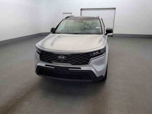 Used 2021 Kia Sorento S w/ Panoramic Sunroof Package AWD/4WD image 15