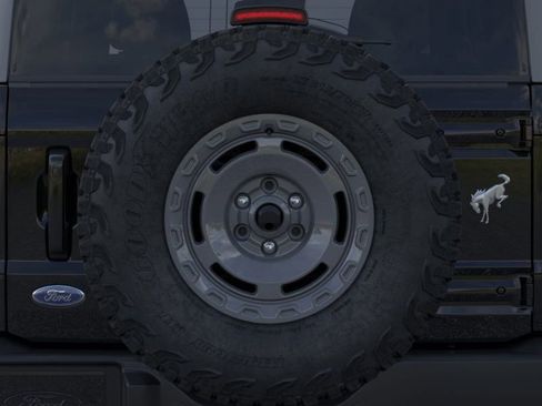 New 2025 Ford Bronco Outer Banks w/ Sasquatch Package image 24