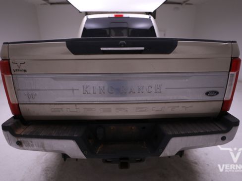 Used 2017 Ford F250 King Ranch w/ Chrome Package image 3