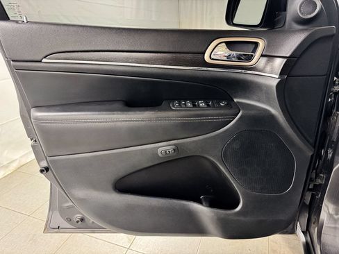 Used 2014 Jeep Grand Cherokee Limited AWD/4WD image 15