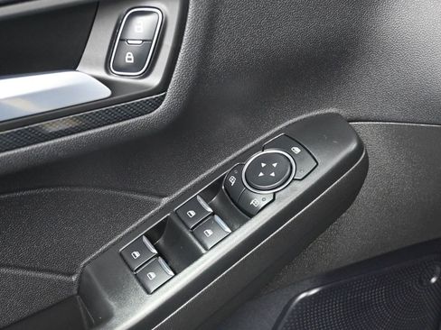 Used 2024 Ford Escape ST-Line Select w/ Class II Trailer Tow Package image 11