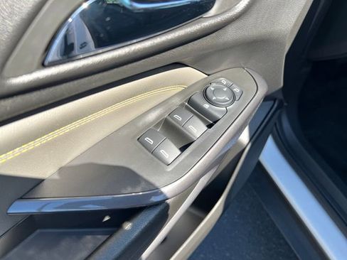 Certified 2024 Chevrolet Trax ACTIV w/ Sunroof Package FWD image 14