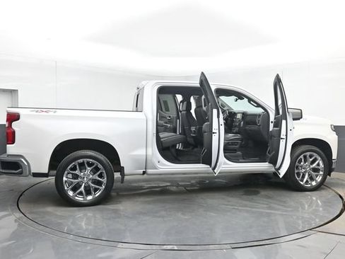 Used 2019 Chevrolet Silverado 1500 LTZ w/ LTZ Plus Package AWD/4WD image 54