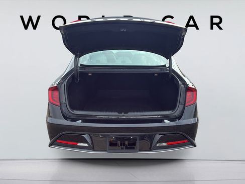 Used 2021 Hyundai Sonata SE FWD image 18