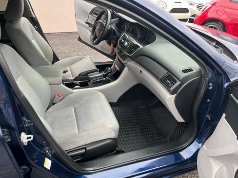 Used 2015 Honda Accord LX image 26