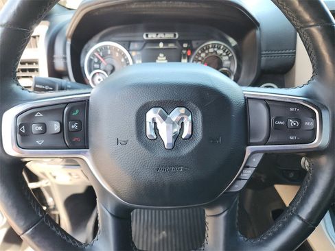 Certified 2019 RAM 1500 Laramie image 28