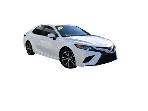 Used 2019 Toyota Camry SE image 2