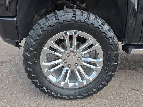 Used 2019 GMC Sierra 1500 Denali w/ Technology Package image 9