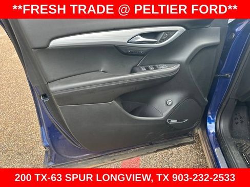 Used 2025 Buick Envision Avenir AWD/4WD image 6