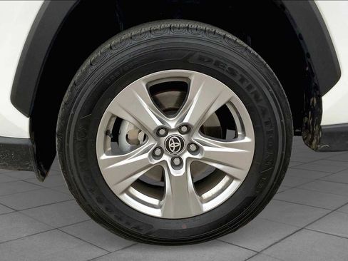 Used 2023 Toyota RAV4 XLE image 11