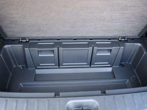 Used 2025 Nissan Pathfinder SL FWD image 56