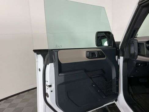 Used 2024 Ford Bronco Wildtrak image 14