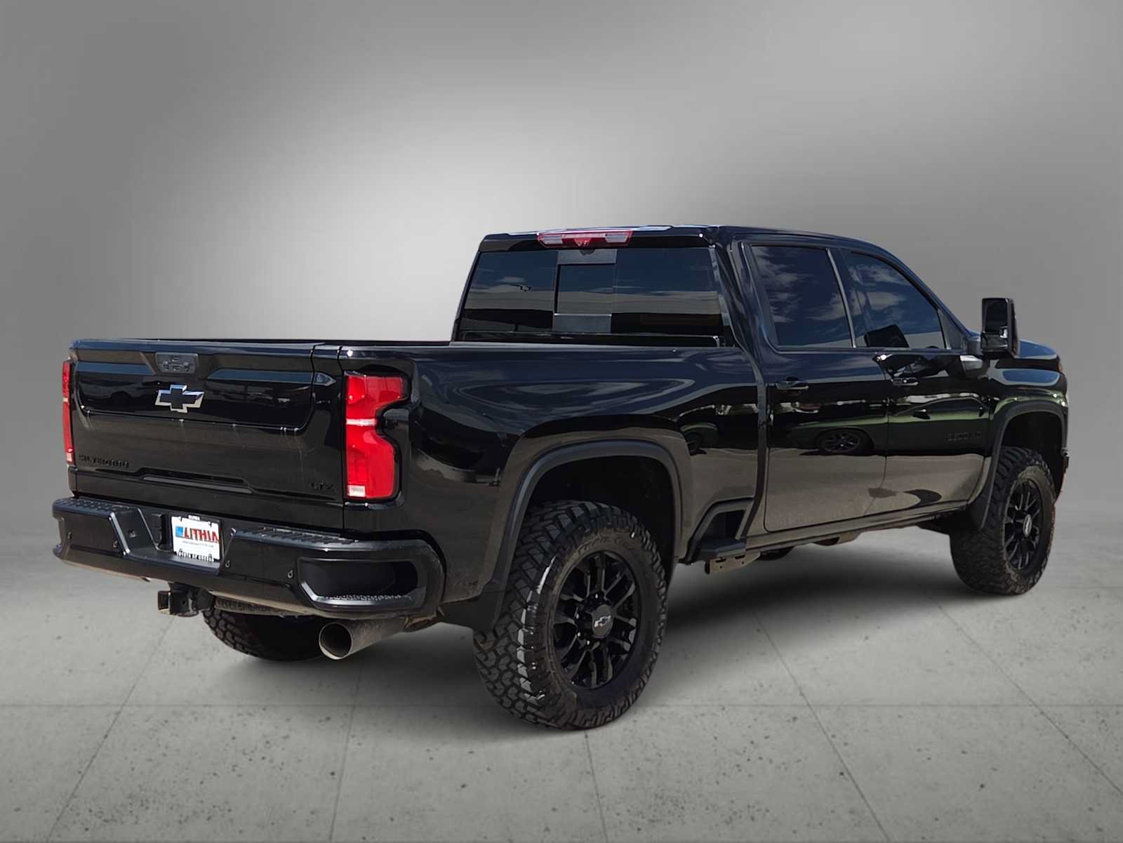 Used 2025 Chevrolet Silverado 2500 LTZ w/ Trail Boss Package AWD/4WD image 8