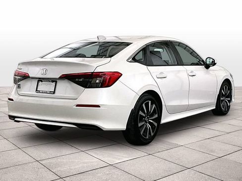 Used 2023 Honda Civic EX image 11