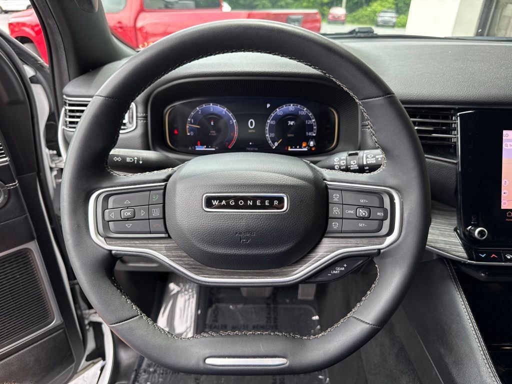 Used 2024 Jeep Wagoneer Series II w/ Flexible Seating Group RWD image 11